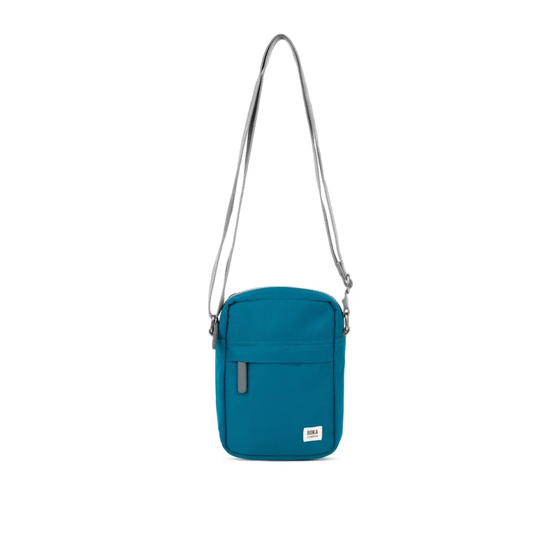 ROKA Bond Saphirfarbene Tasche aus recyceltem Canvas