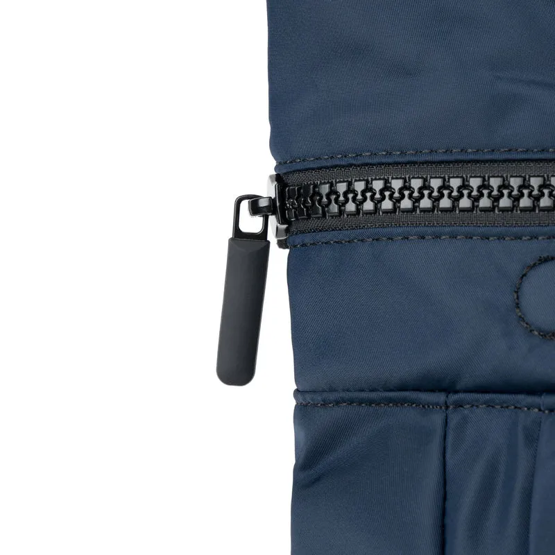 ROKA Black Label Camden J Tasche aus recyceltem Nylon - Mitternacht