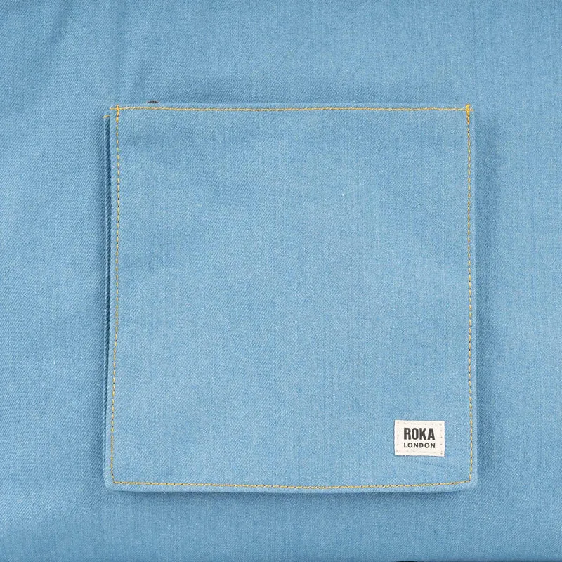 ROKA Große Tasche aus recycelter Baumwolle „Portobello N“ – Hell gewaschener Denim
