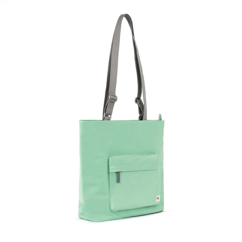 ROKA Trafalgar B Matcha Tasche aus recyceltem Nylon