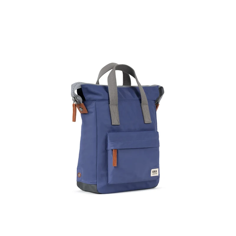 ROKA Bantry B Indigo Kleine Tasche aus recyceltem Nylon