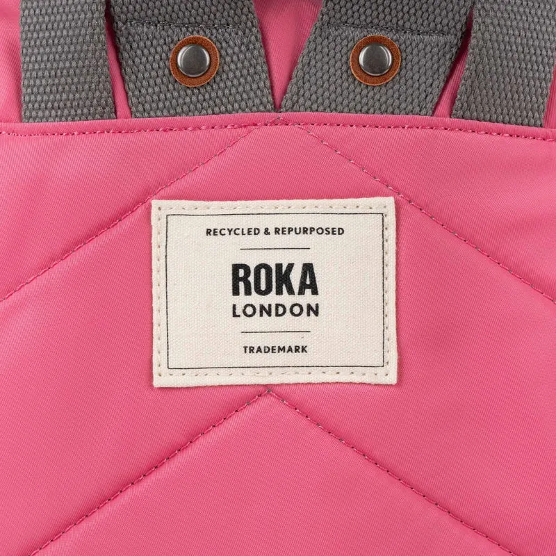 ROKA Bantry B Baroque Kleine Tasche aus recyceltem Nylon
