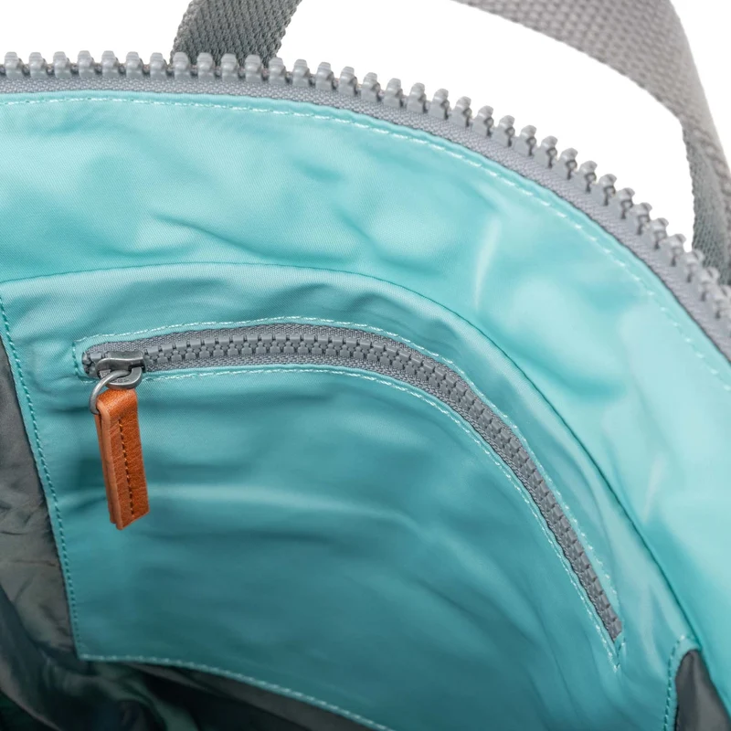 ROKA Bantry B Aquatic Awe Kleiner Beutel aus recyceltem Nylon