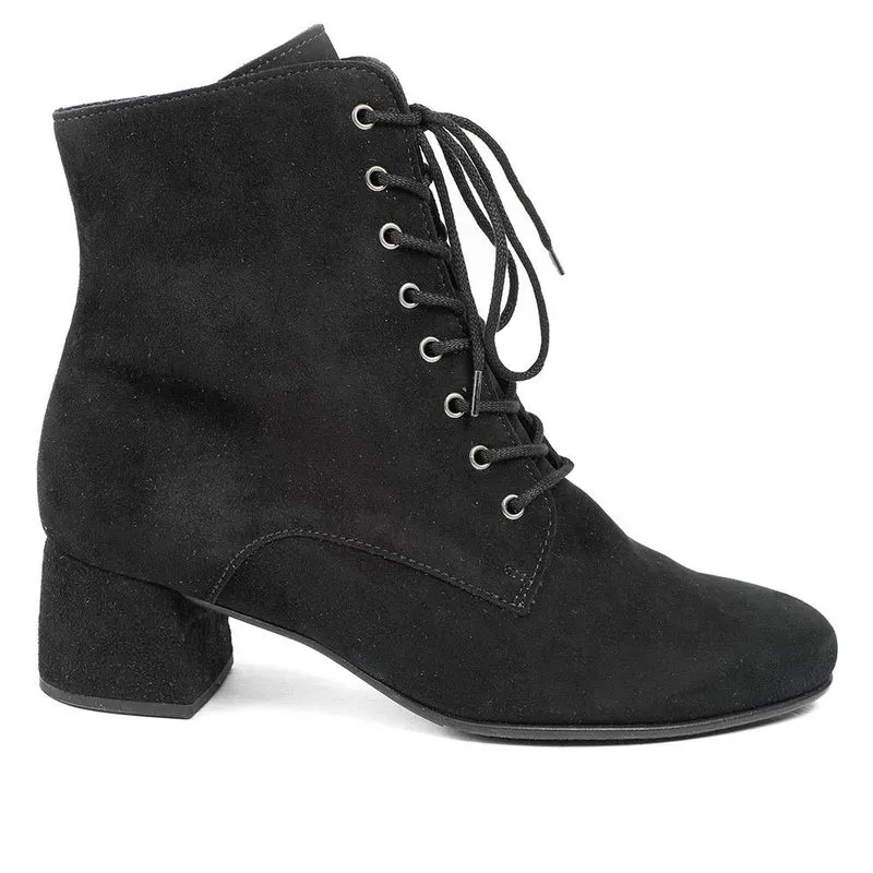 Lace-Up Ankle Boots - GAB40512 / 325 886 - Black
