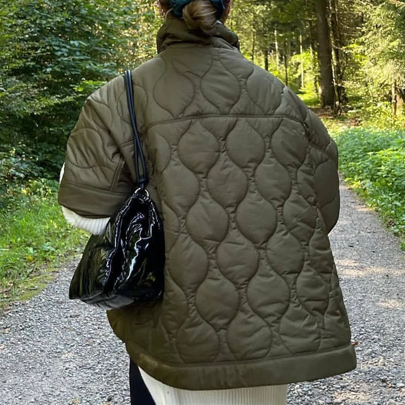 Clara | Moderne und Warme Damen Winter-Daunenjacke