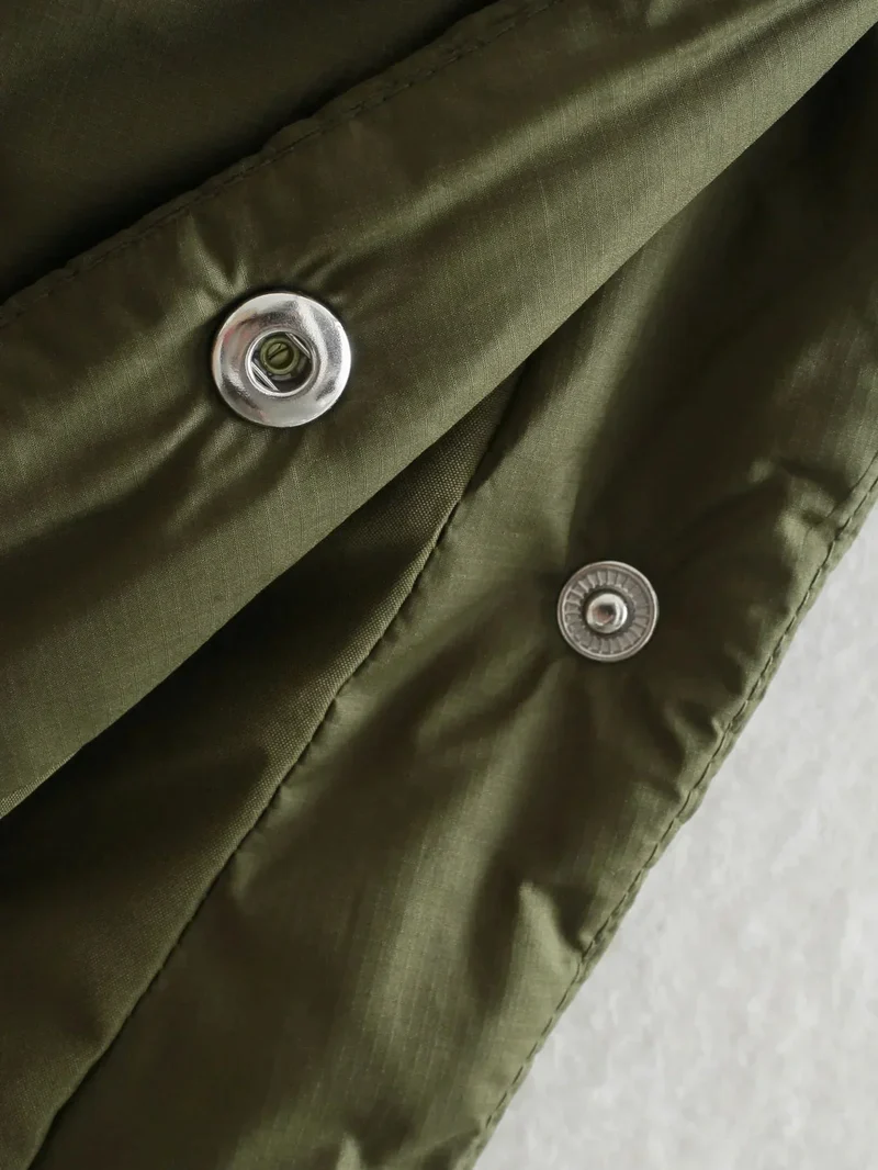 Clara | Moderne und Warme Damen Winter-Daunenjacke