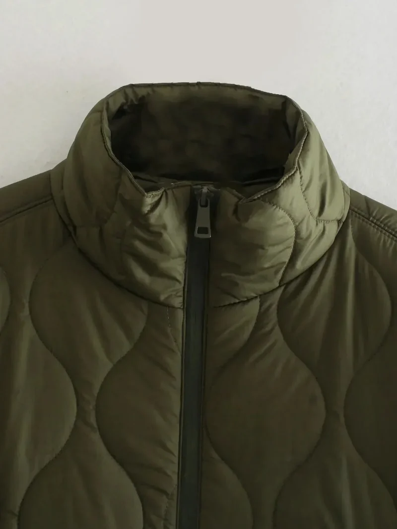Clara | Moderne und Warme Damen Winter-Daunenjacke