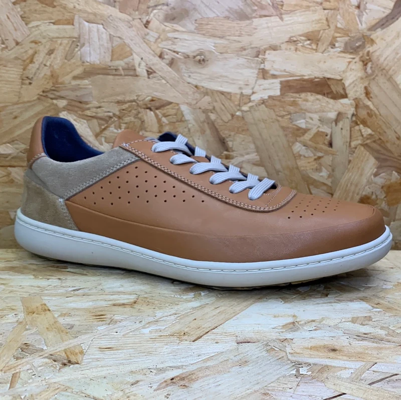 On Foot Herren-Ledersneaker – Hellbraun