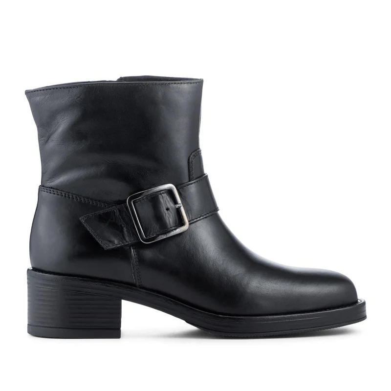 Madonna Chunky Leather Ankle Boots - MADONNA / 327 777 - Black
