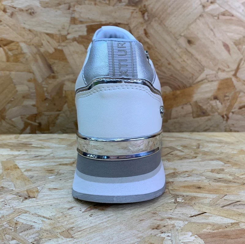Xti Modische Damen-Sneaker – Eis