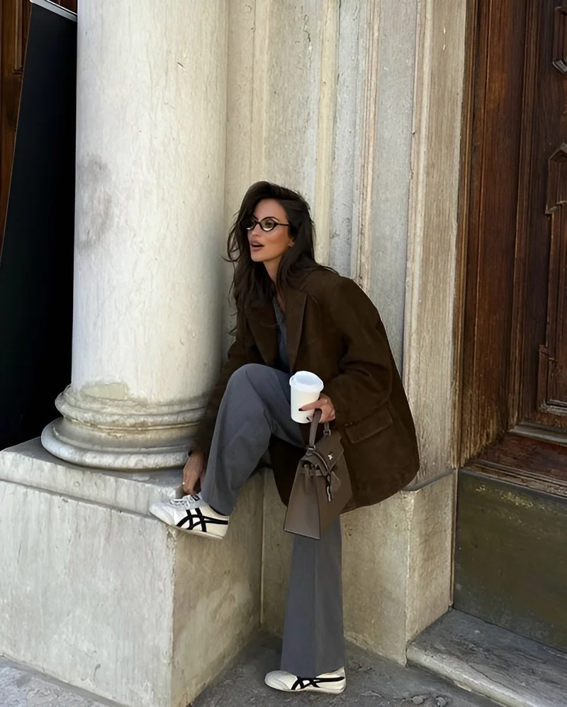 Heike | Eleganter Und Stilvoller Suede Blazer