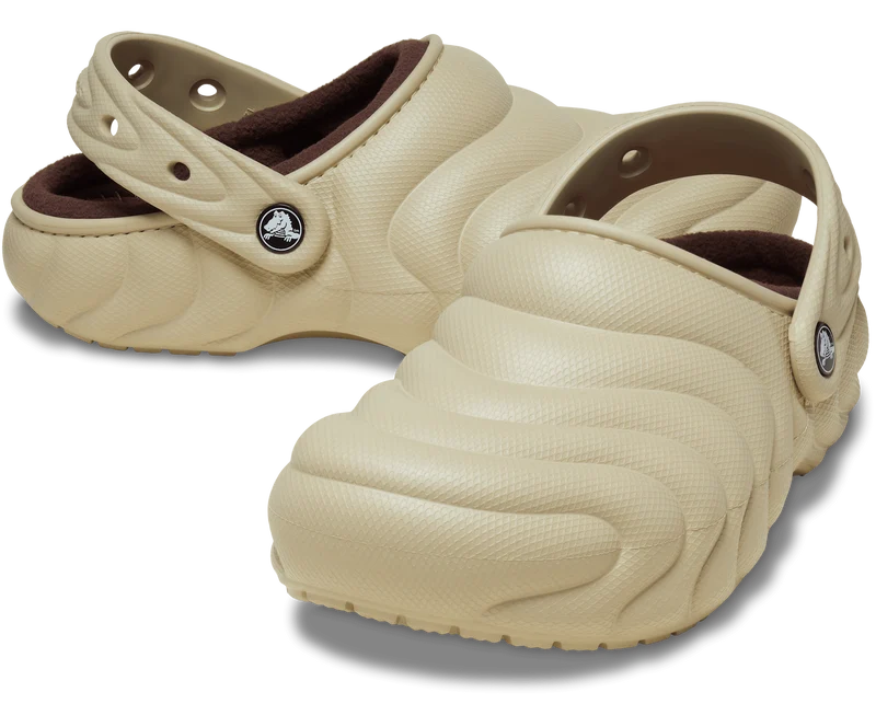 Crocs Unisex Klassischer gefütterter Overpuff-Clog - Motte