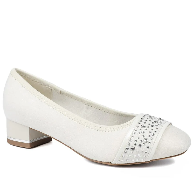 Wide Fit Slip-On Court Shoes - PLAN39013 / 325 529