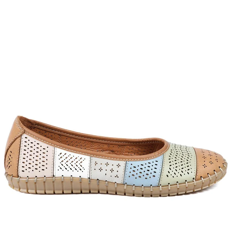 Bellissimo Leather Laser Cut Pumps - BELMET43008 / 329 220 - Tan Multi