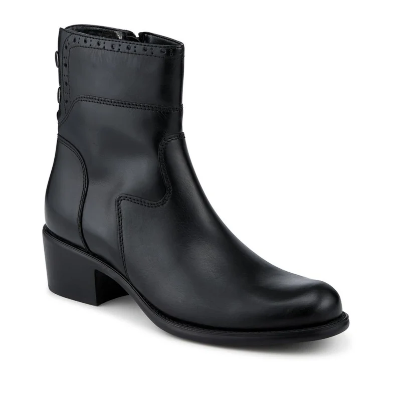 Laurelle Leather Zip Fasten Ankle Boots - LAURELLE / 328 214 - Black