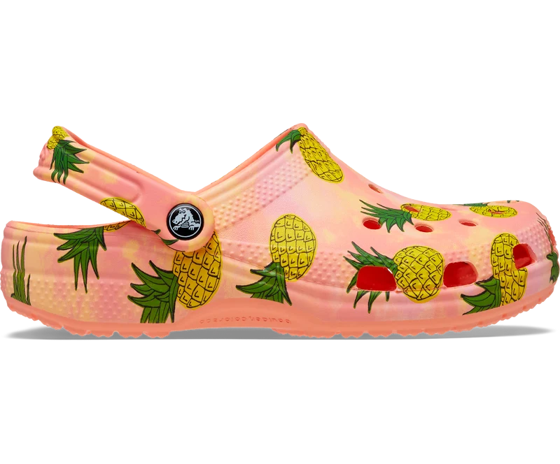 Crocs Unisex Classic Retro Resort Clog – Papaya