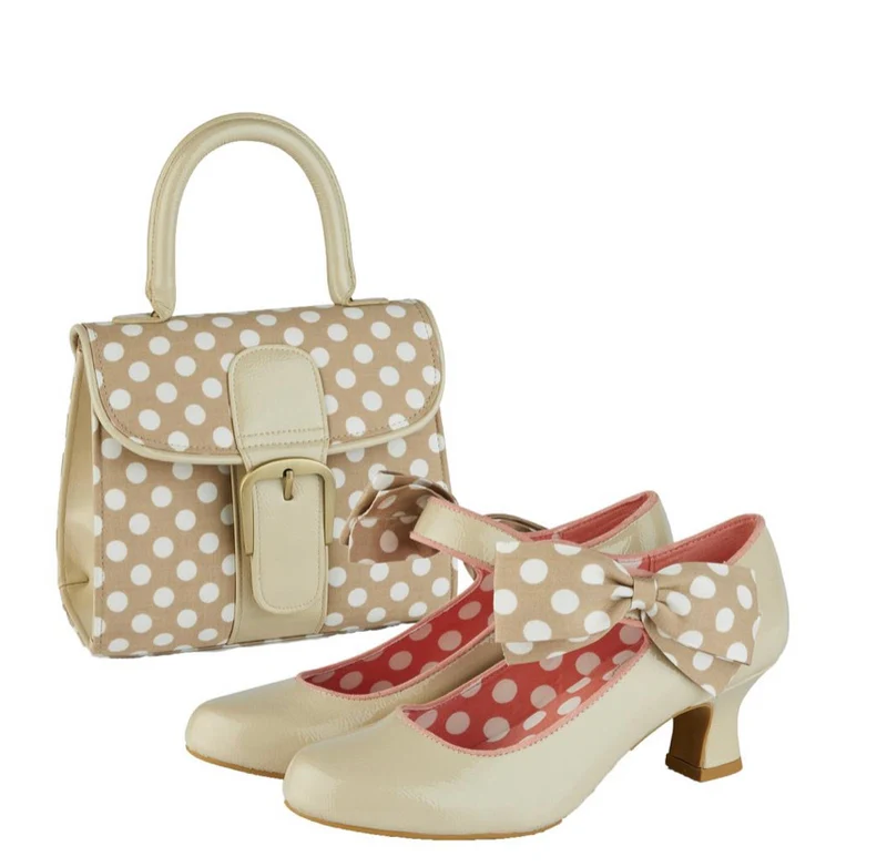 Ruby Shoo – Trixie mit cremefarbenen Punkten – Schuh mit mittelhohem Absatz und Knöchelriemen