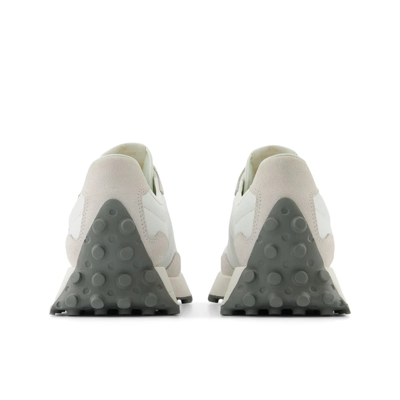 New Balance Damen 327 Fashion Sneaker - Meersalz / Reflexion