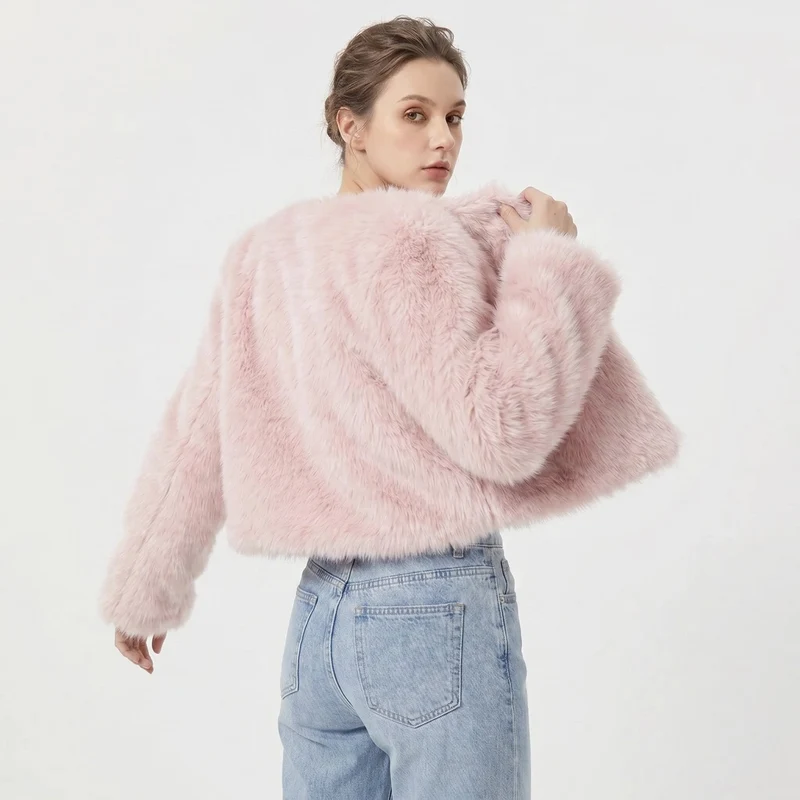 Daniela | Luxuriöse Cropped-Kunstpelz-Strickjacke