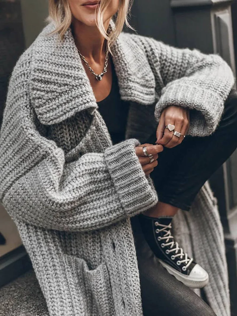 Christina | Elegantes Und Stilvolles Strickjacke Für Damen