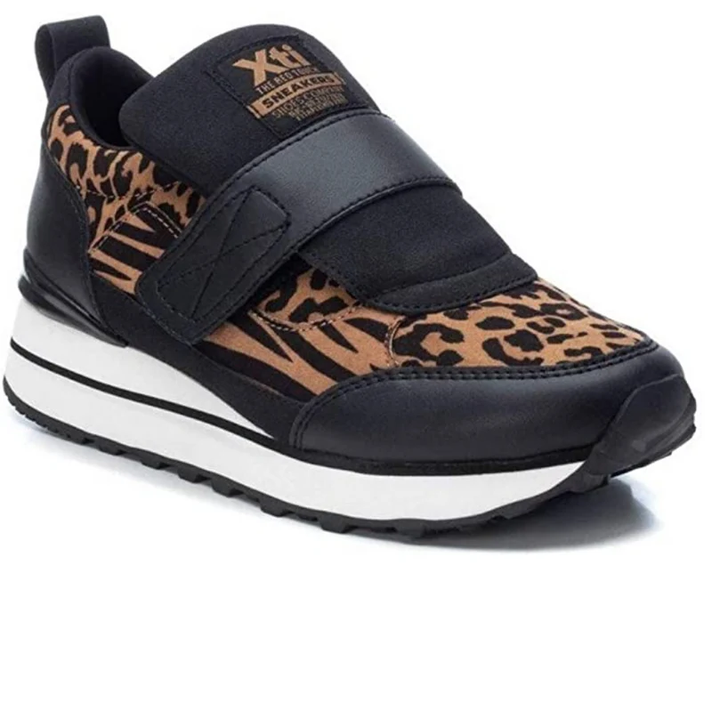 XTI - 44596 – Fashion-Sneaker mit Animal-Print – Schwarz