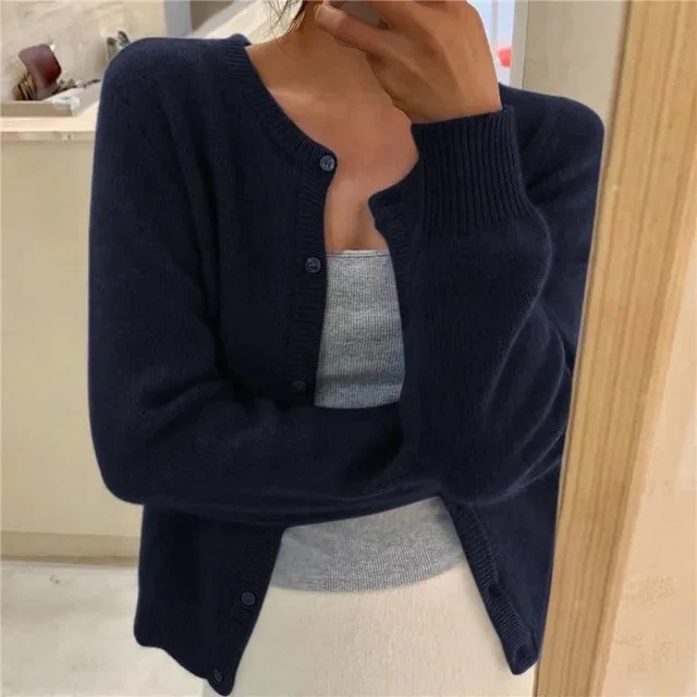 Kathrin | Luftiges Und Stilvolles Strickjacke