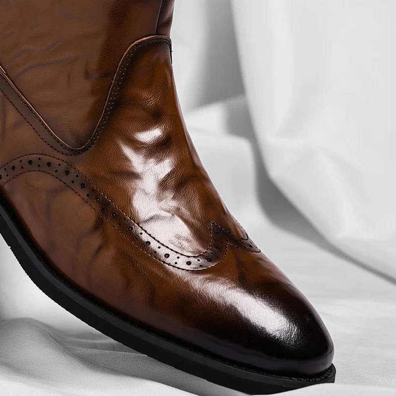 Arthur | Stilvolle Herren-Lederstiefel mit Edler Brogue-Prägung
