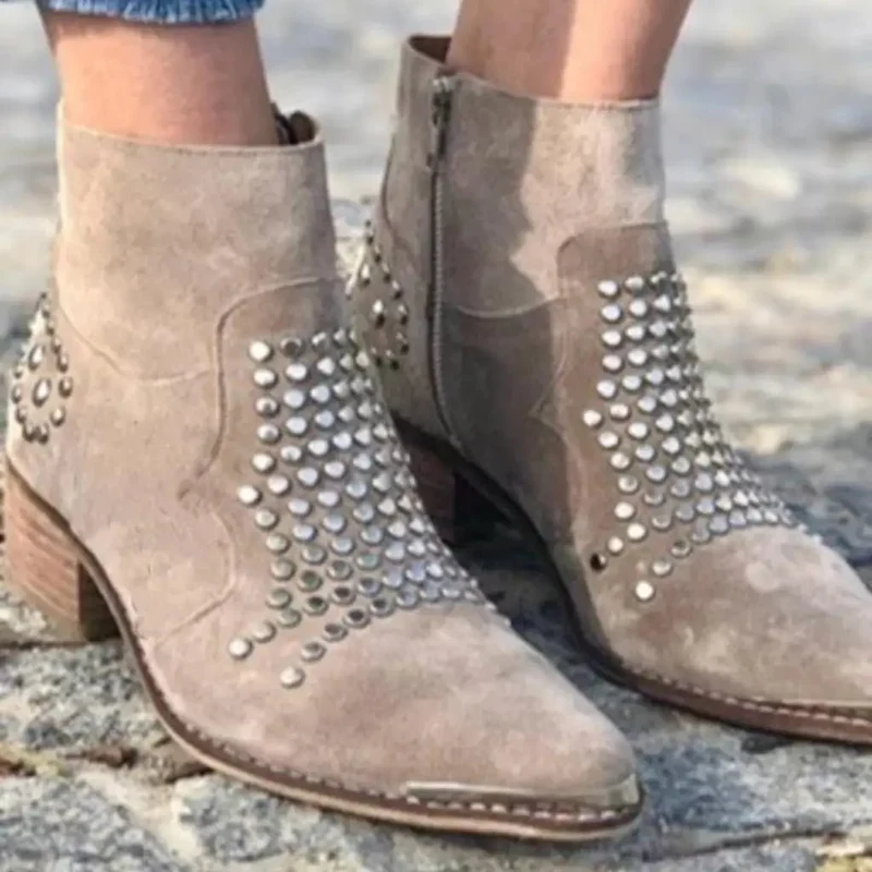 Nora | Elegante Stiefeletten Mit Nieten Und Blockabsatz Für Damen