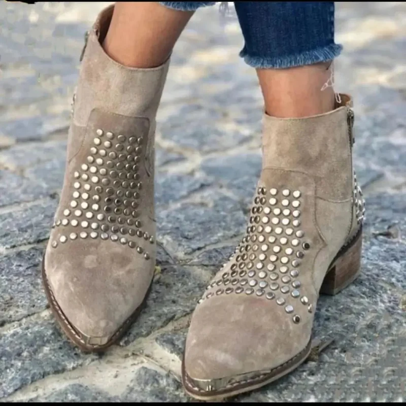 Nora | Elegante Stiefeletten Mit Nieten Und Blockabsatz Für Damen