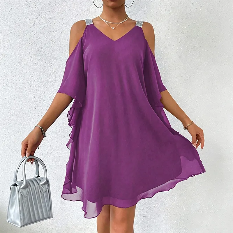 Perlyn | Fließendes V-Ausschnitt-Kleid mit freien Schultern