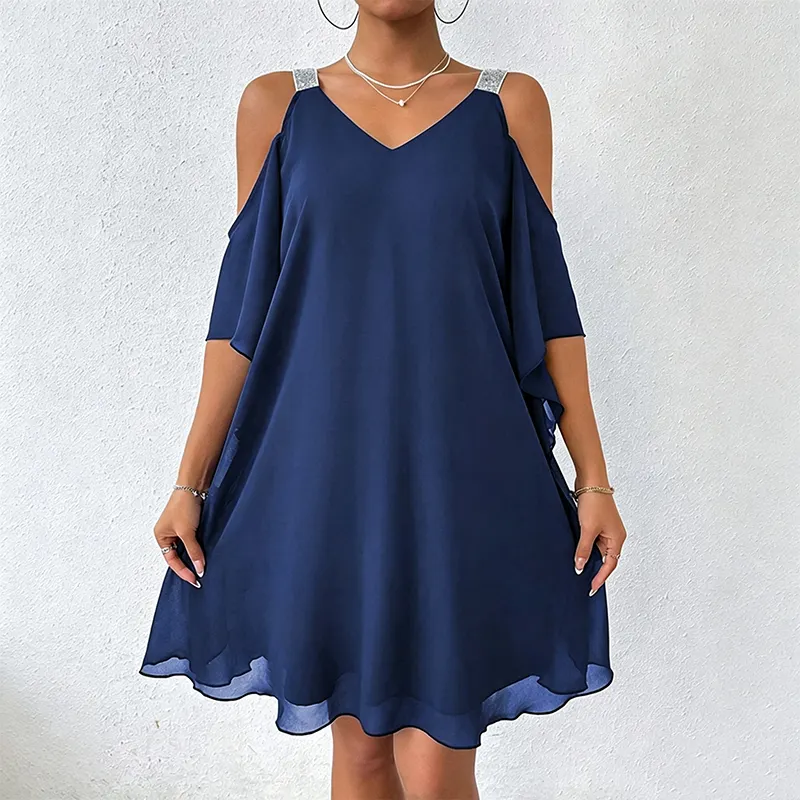 Perlyn | Fließendes V-Ausschnitt-Kleid mit freien Schultern