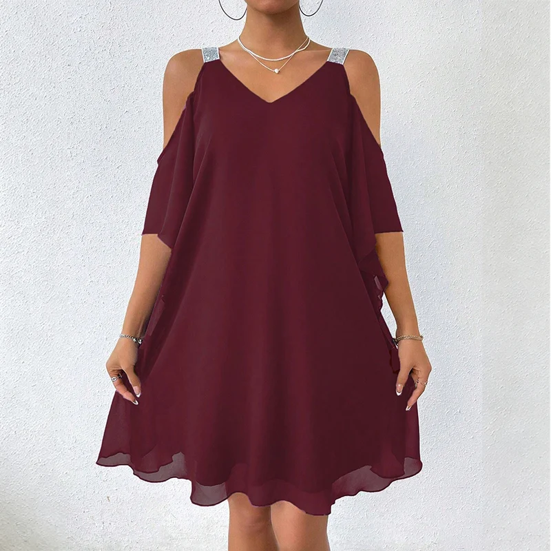 Perlyn | Fließendes V-Ausschnitt-Kleid mit freien Schultern