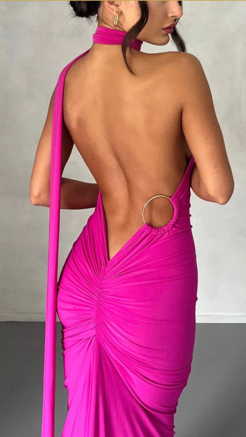 Yariela | Elegantes Velours-Maxikleid mit Seitenschleppe