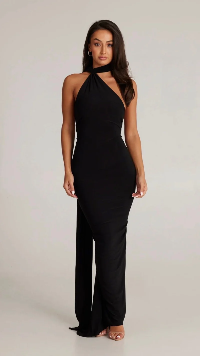 Yariela | Elegantes Velours-Maxikleid mit Seitenschleppe