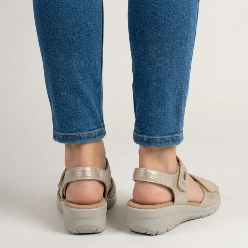 Alourica | Damen-Sandale mit verstellbaren Riemen
