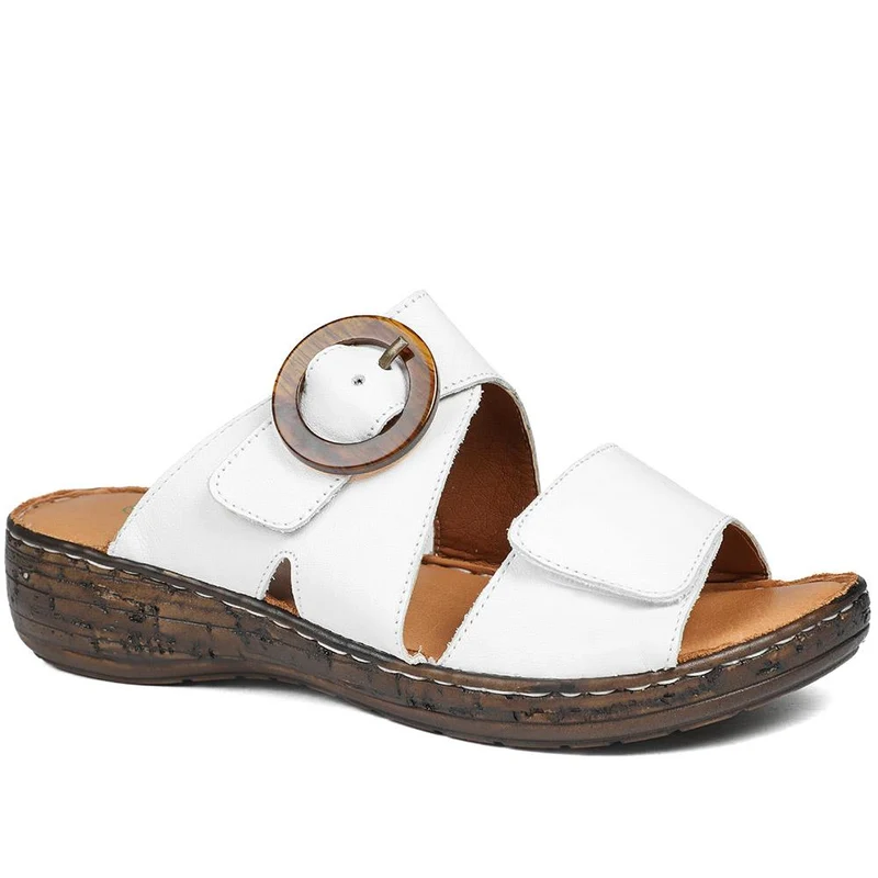 Wide Fit Leather Adjustable Fasten Sandals - LUCK43009 / 329 154