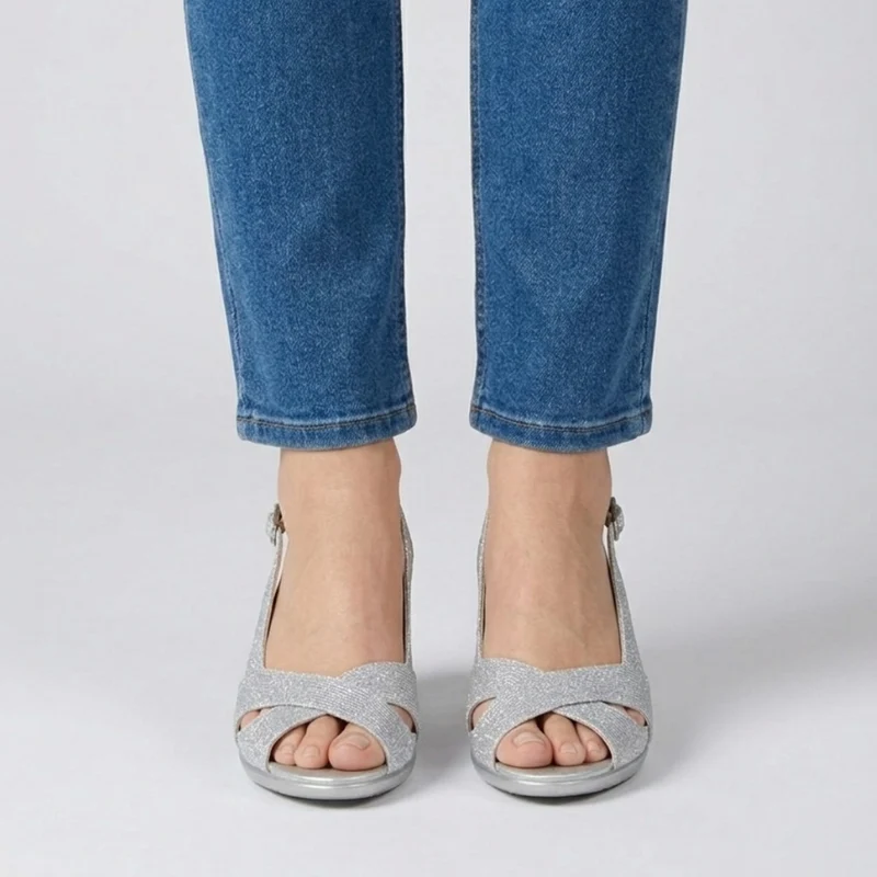 Nadiesa | Feminine Absatzsandalen mit überkreuzten Riemen