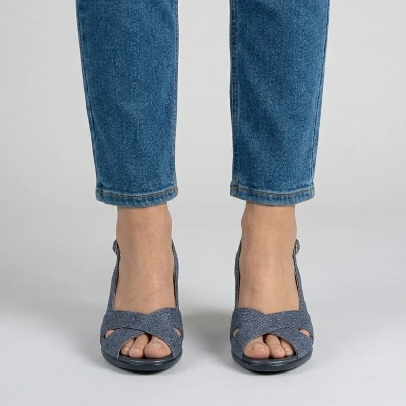 Nadiesa | Feminine Absatzsandalen mit überkreuzten Riemen