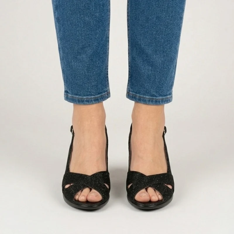 Nadiesa | Feminine Absatzsandalen mit überkreuzten Riemen