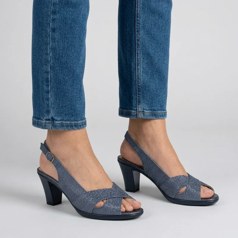 Nadiesa | Feminine Absatzsandalen mit überkreuzten Riemen