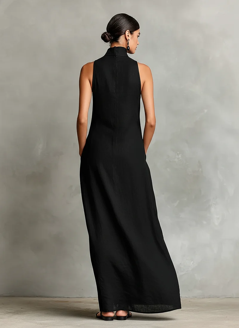 Zeriva | Ärmelloses Maxikleid mit Stehkragen