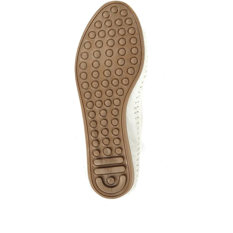 Leather Slip-On Pumps - GOKH29000 / 316 901 - White
