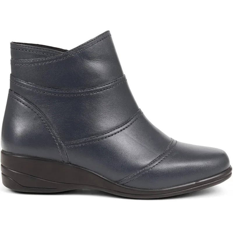 Leather Wedge Ankle Boots - KF38008 / 324 492 - Navy