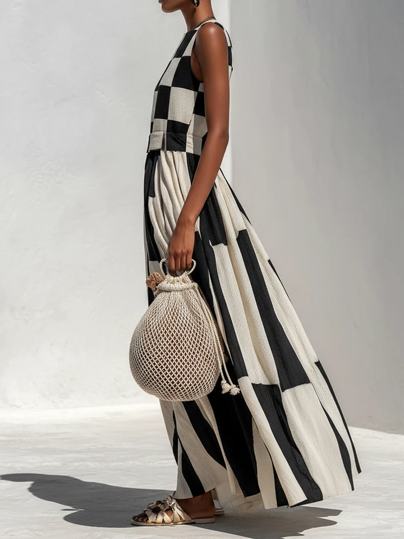 Heijas | Weites Sommerkleid mit kontrastreichen Mustern