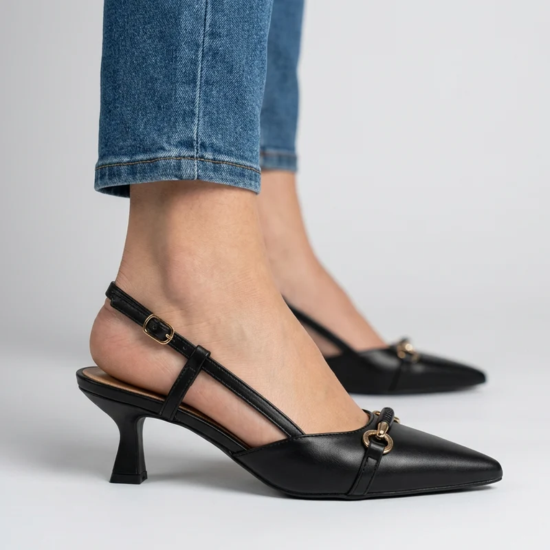 Benedetta | Elegante Slingback-Pumps mit goldenem Detail
