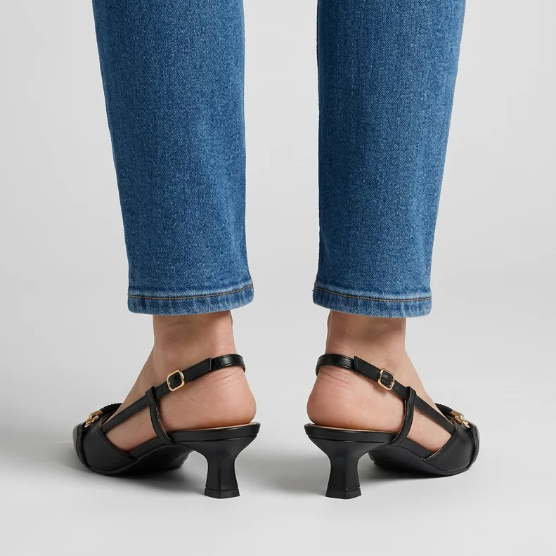 Benedetta | Elegante Slingback-Pumps mit goldenem Detail
