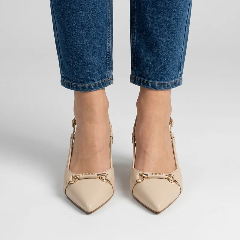 Benedetta | Elegante Slingback-Pumps mit goldenem Detail