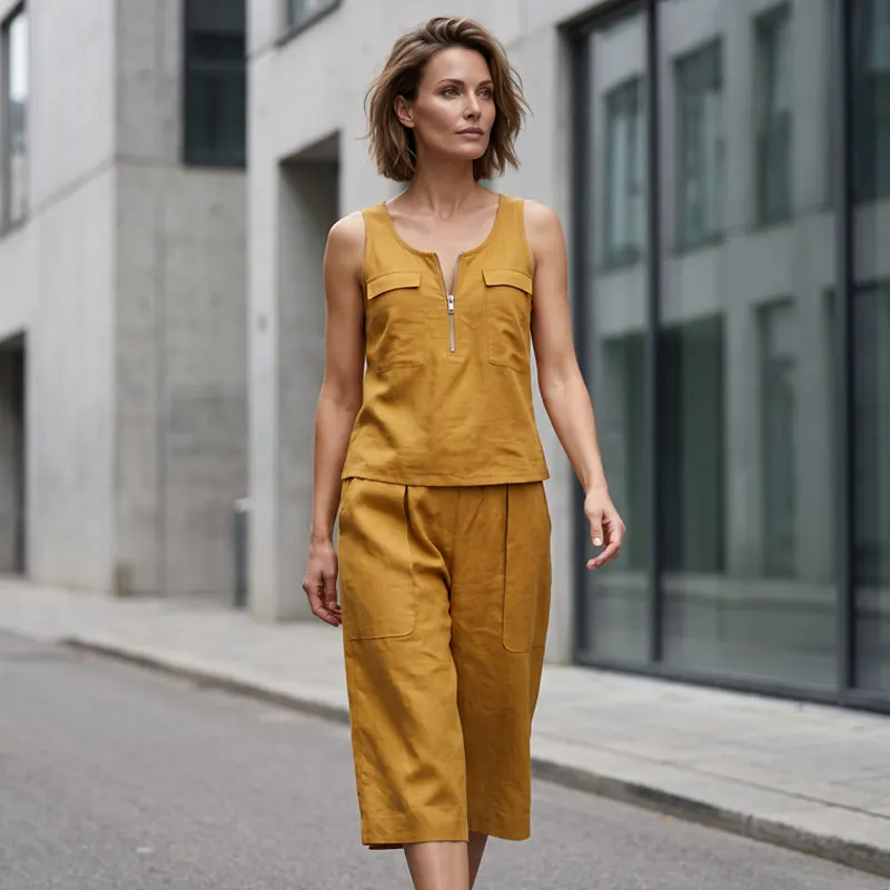 Damisha | Ärmelloses Zweiteiler-Set mit Halbzipper und Shorts