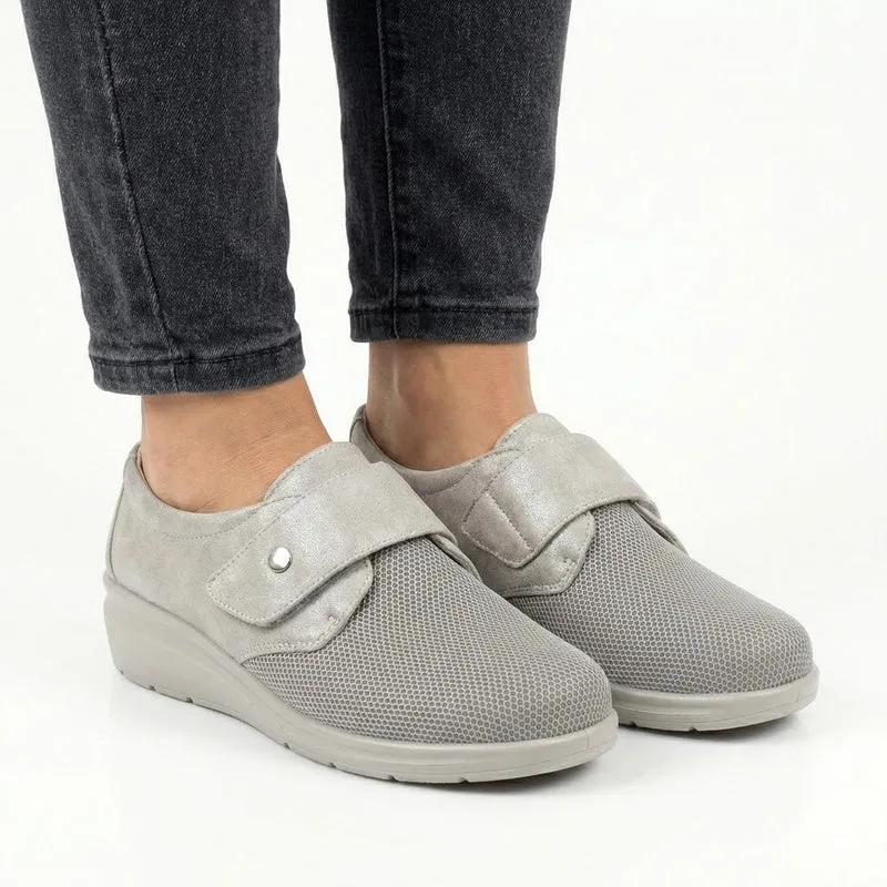 Fia | Atmungsaktive Komfortschuhe mit verstellbarem Klettverschluss