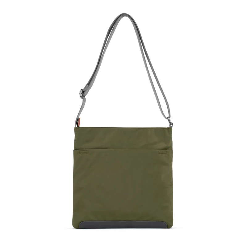 ROKA Kennington B Militär-Medium-Tasche aus recyceltem Nylon